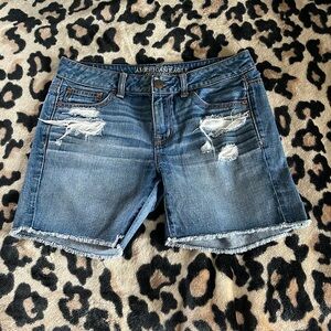 American Eagle Outfitters - Women's Blue Denim Shorts - size 4